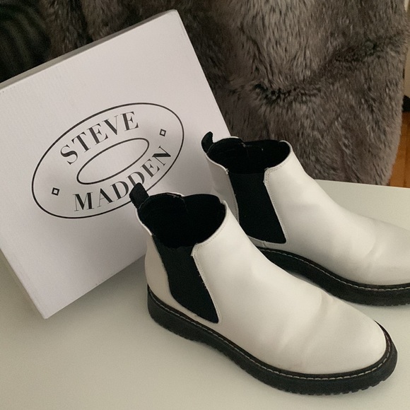 White Chelsea boots - Picture 4 of 5